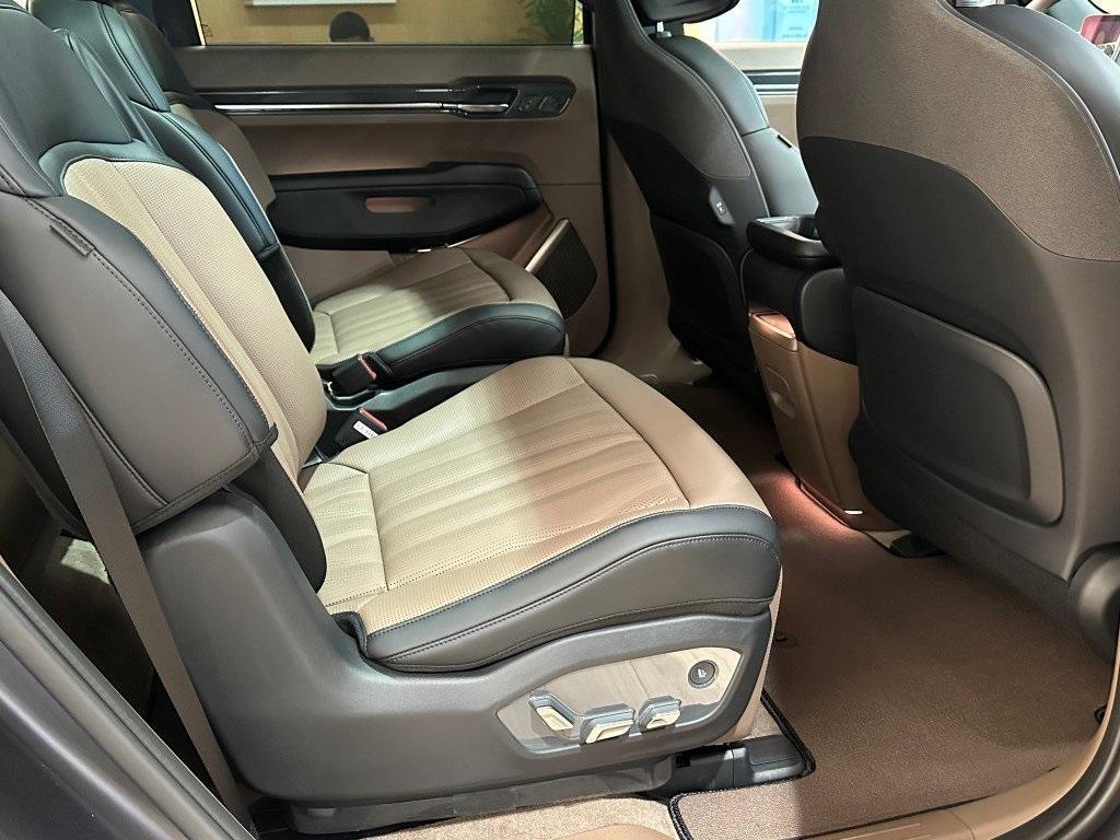 new 2026 Kia EV9 car, priced at $72,310
