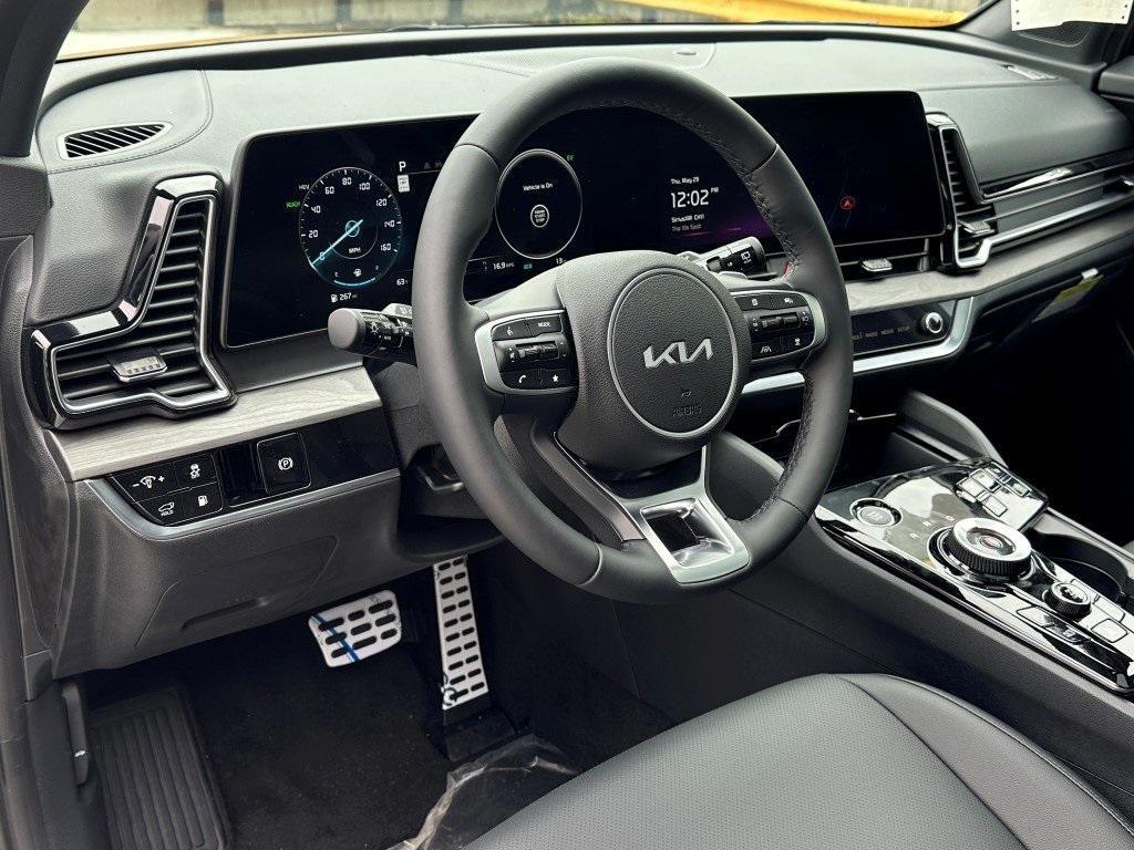 new 2025 Kia Sportage Plug-In Hybrid car, priced at $45,558