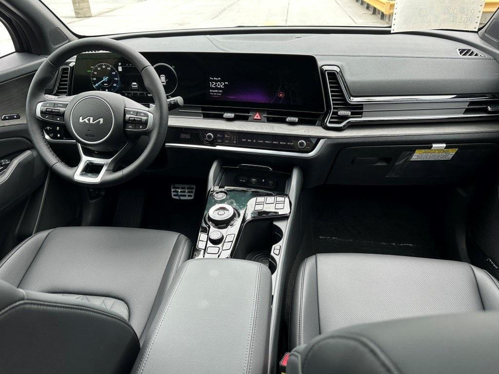 new 2025 Kia Sportage Plug-In Hybrid car, priced at $45,558