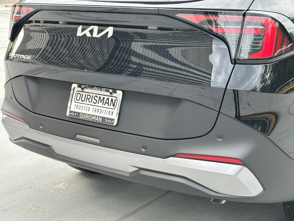 new 2026 Kia Sportage car, priced at $32,065