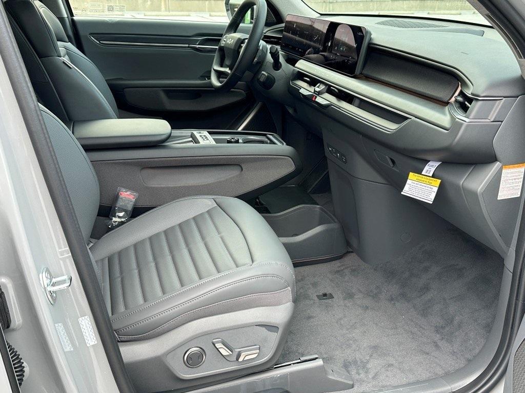 new 2026 Kia EV9 car, priced at $65,860