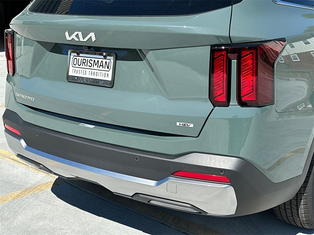 new 2025 Kia Sorento Hybrid car, priced at $38,058