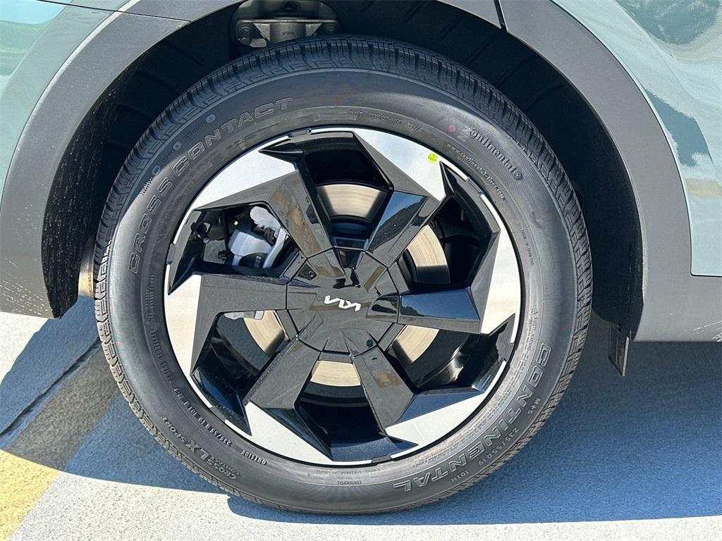 new 2025 Kia Sorento Hybrid car, priced at $38,058