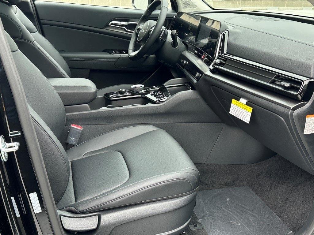 new 2025 Kia Sportage Hybrid car, priced at $35,251