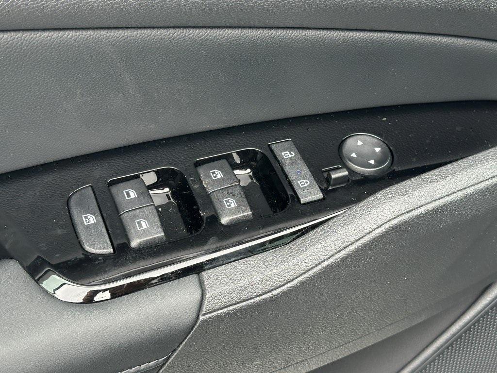 new 2025 Kia Sportage Hybrid car, priced at $35,251