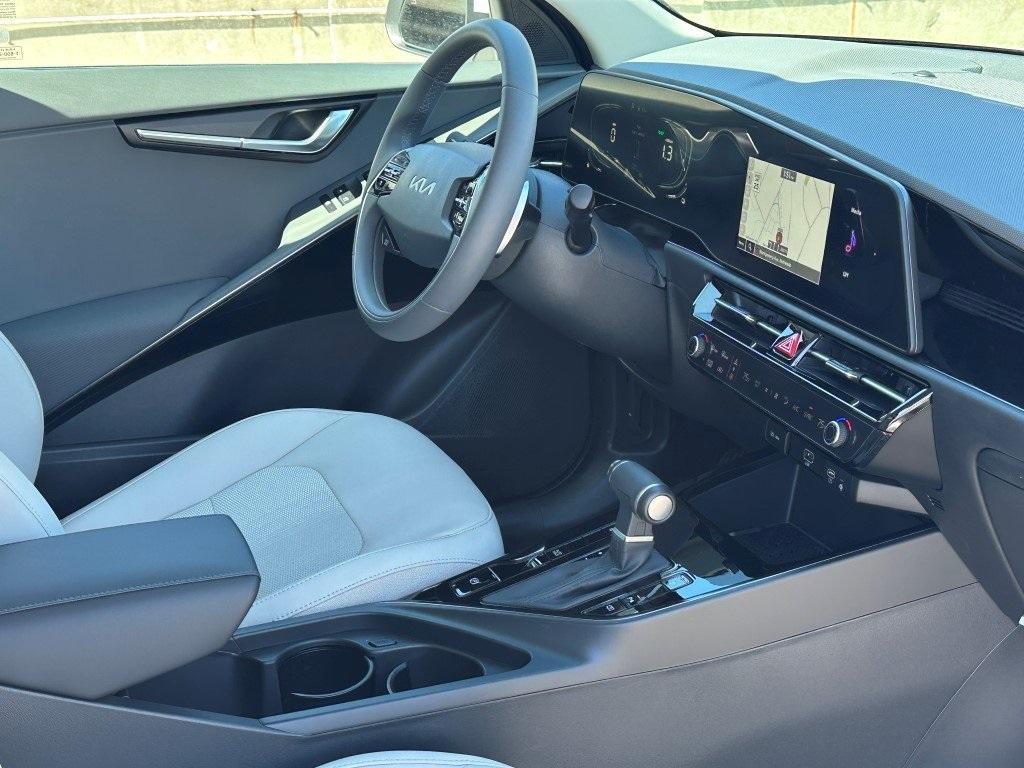 new 2025 Kia Niro car, priced at $31,828