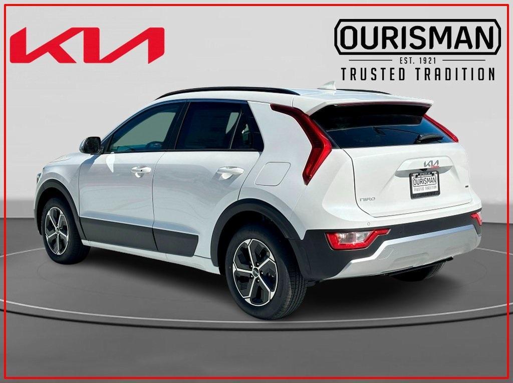 new 2025 Kia Niro car, priced at $31,828