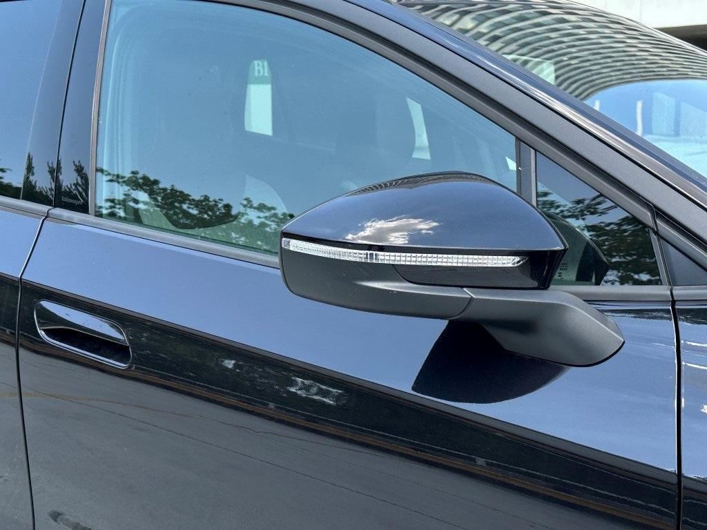 used 2024 Volkswagen ID.4 car, priced at $24,038