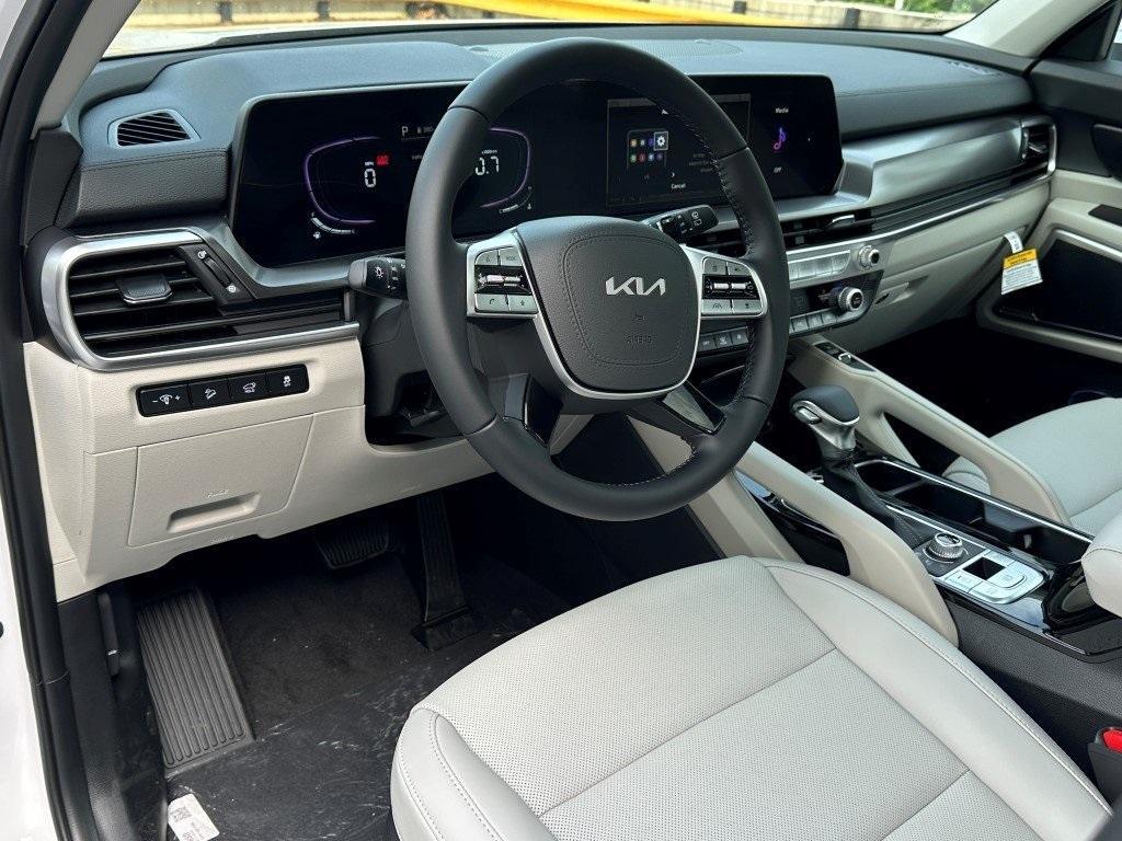 new 2025 Kia Telluride car, priced at $43,905