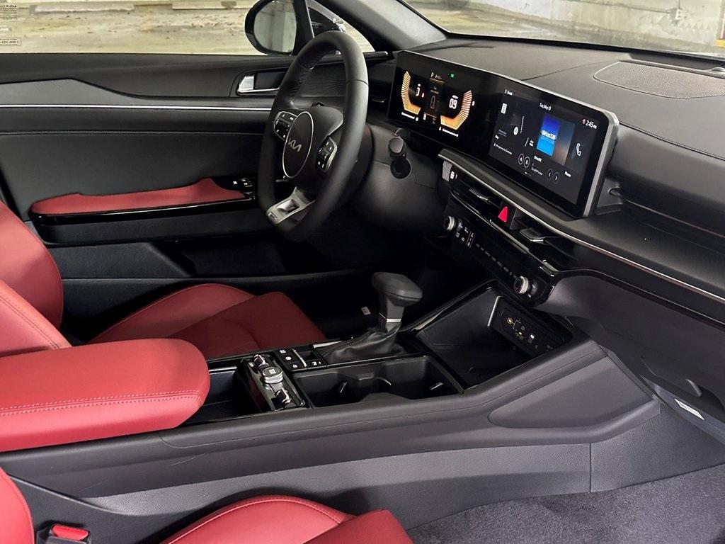 new 2025 Kia K5 car, priced at $29,021