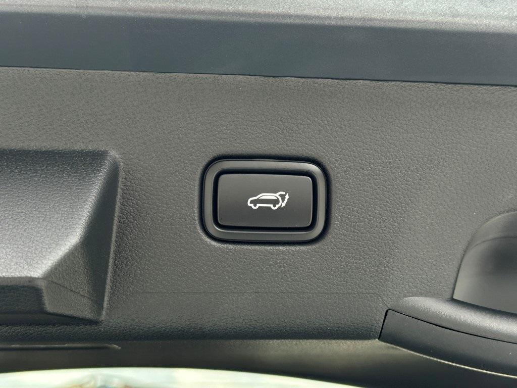 new 2025 Kia Sportage Hybrid car, priced at $35,855