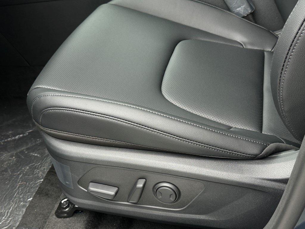 new 2025 Kia Sportage Hybrid car, priced at $34,295