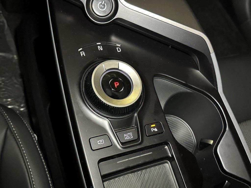 new 2025 Kia EV6 car, priced at $54,140
