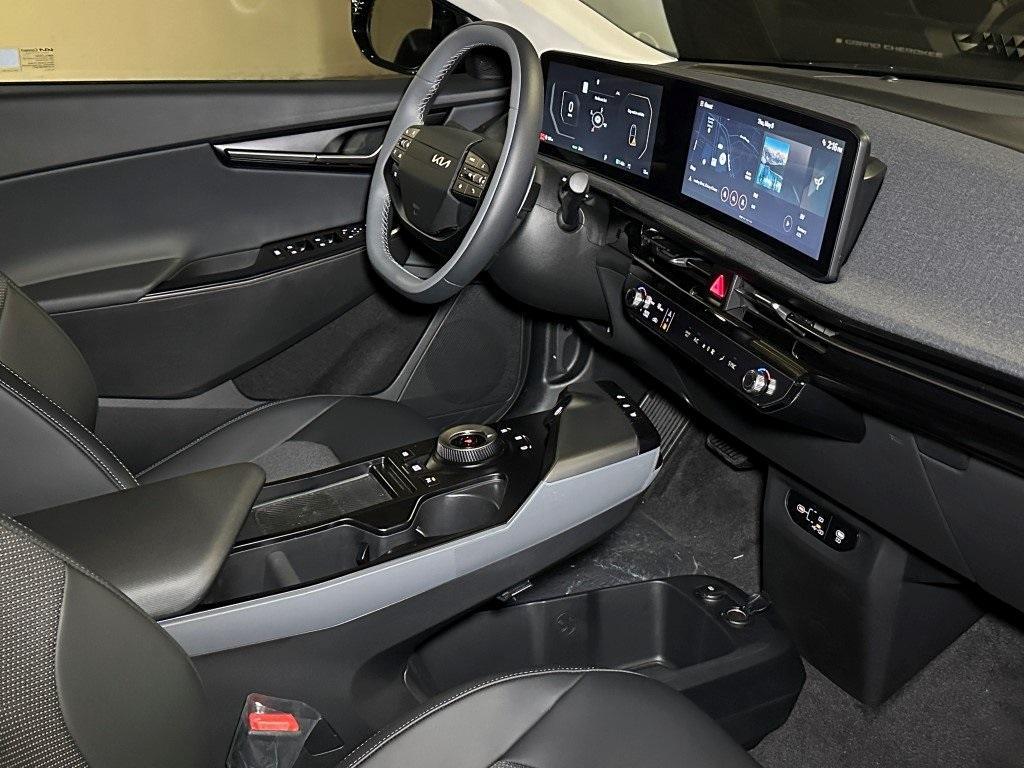 new 2025 Kia EV6 car, priced at $54,140
