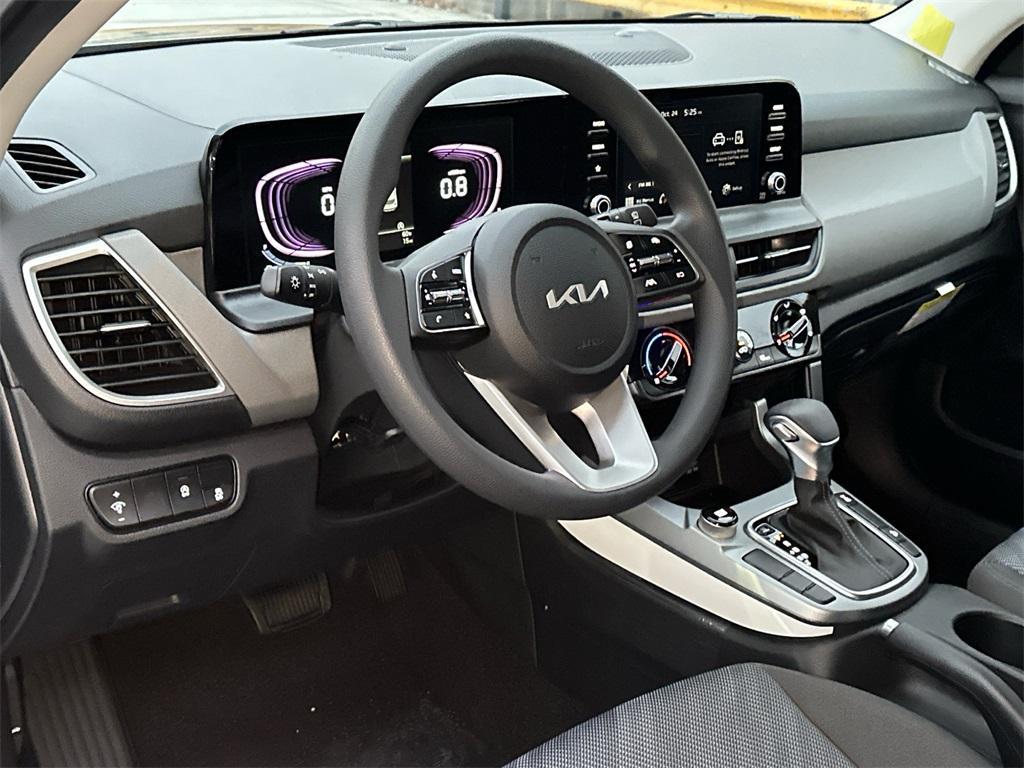 new 2026 Kia Seltos car, priced at $25,065