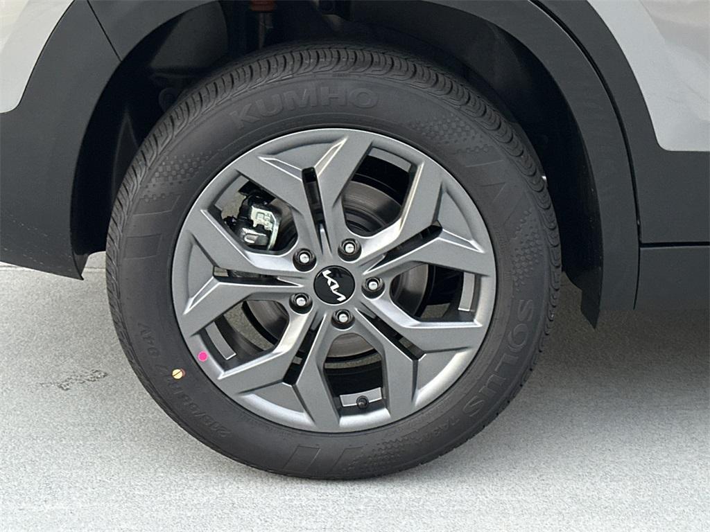 new 2026 Kia Seltos car, priced at $25,065