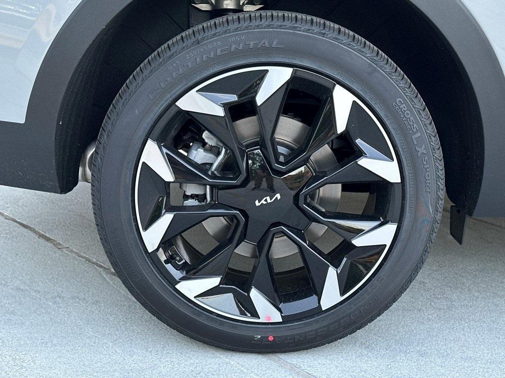 new 2025 Kia Sorento car, priced at $42,199