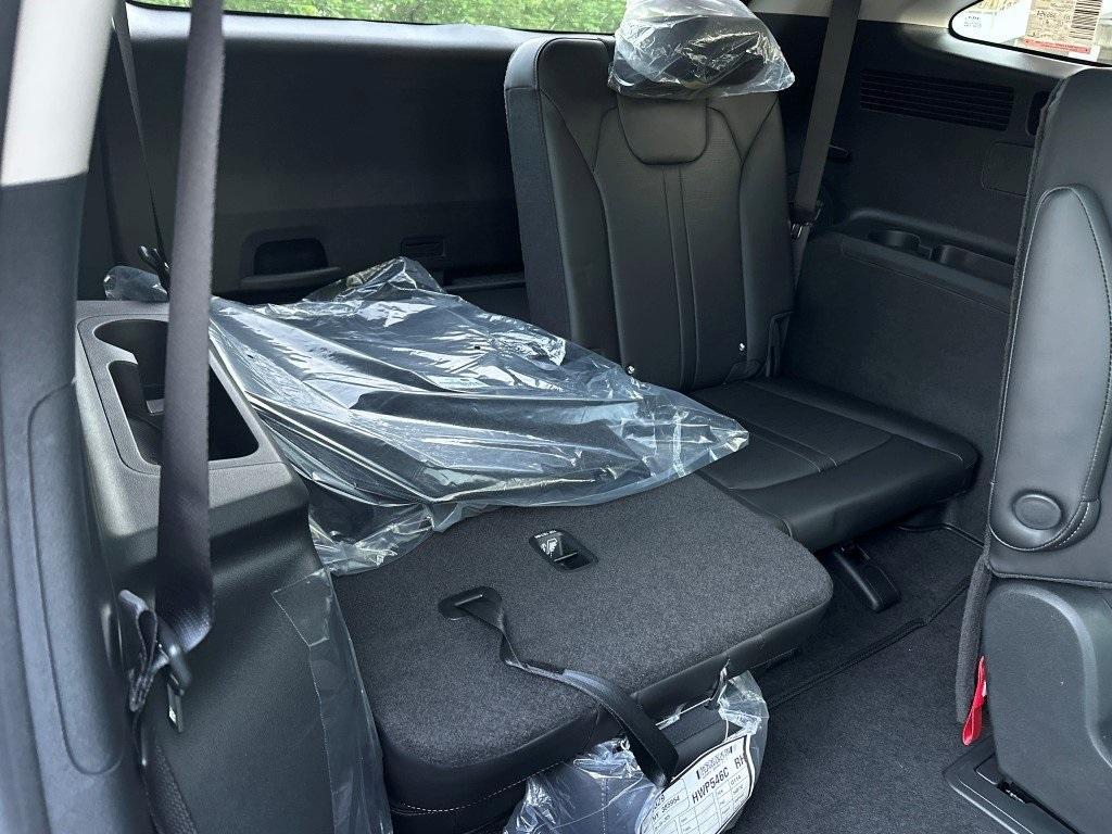 new 2025 Kia Sorento car, priced at $42,199