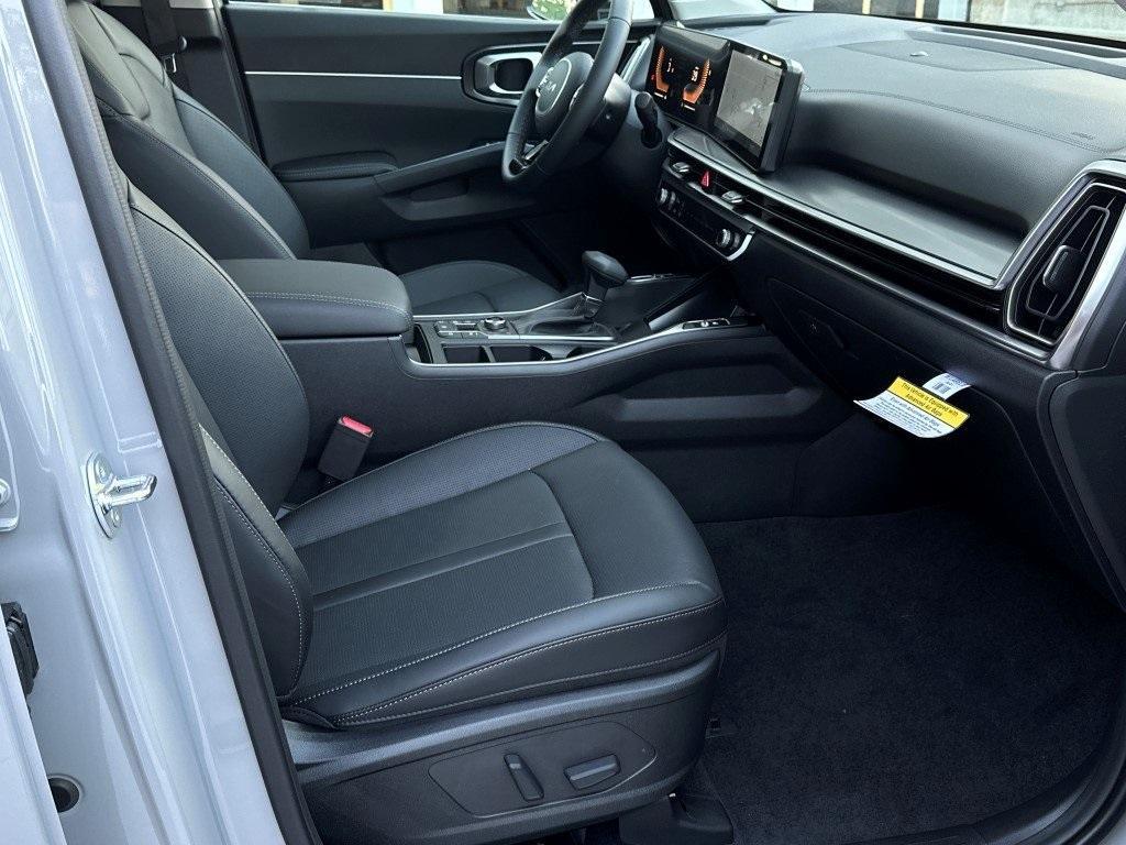 new 2025 Kia Sorento car, priced at $42,199