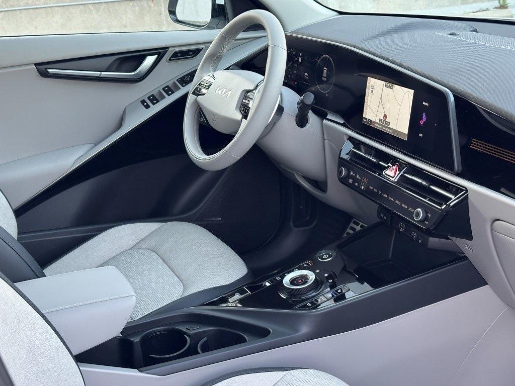 new 2025 Kia Niro EV car, priced at $47,116