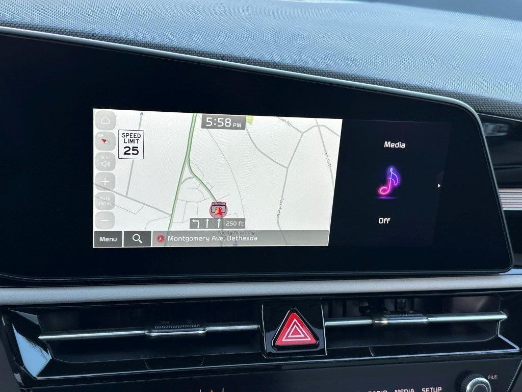 new 2025 Kia Niro EV car, priced at $47,116
