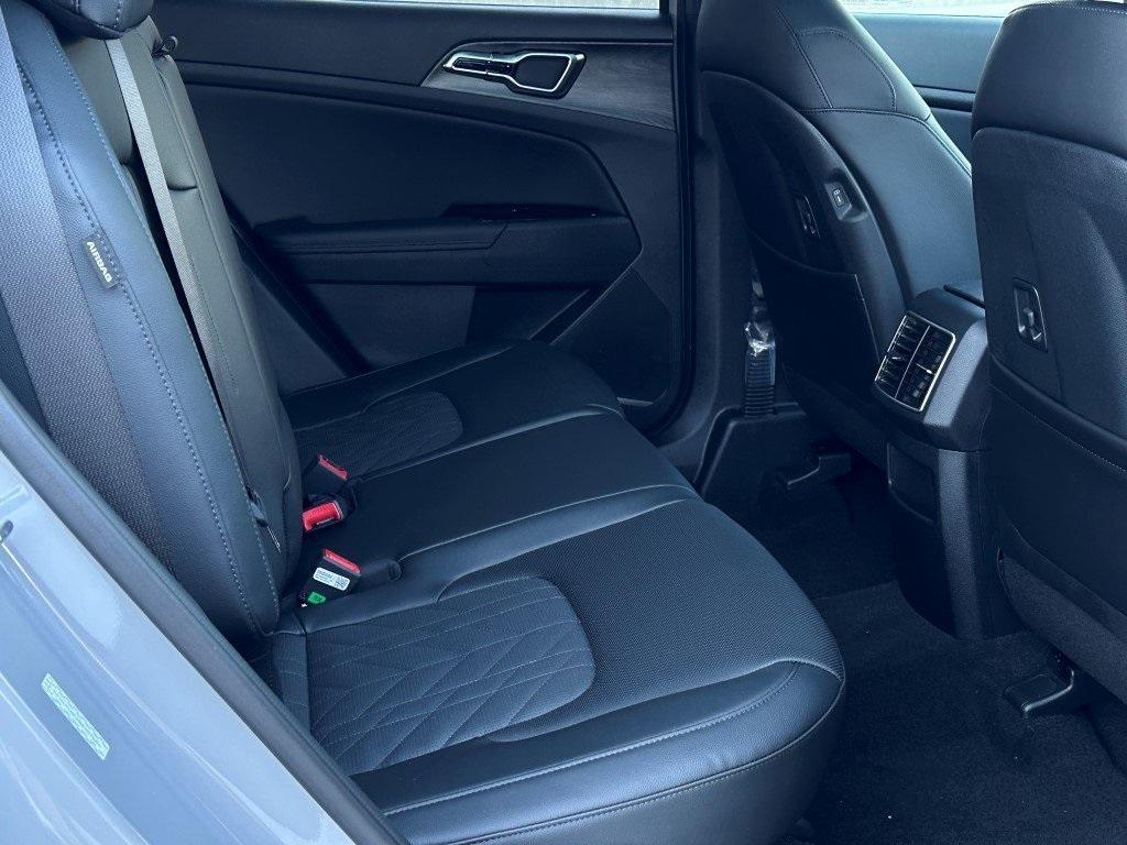 new 2025 Kia Sportage car, priced at $36,455