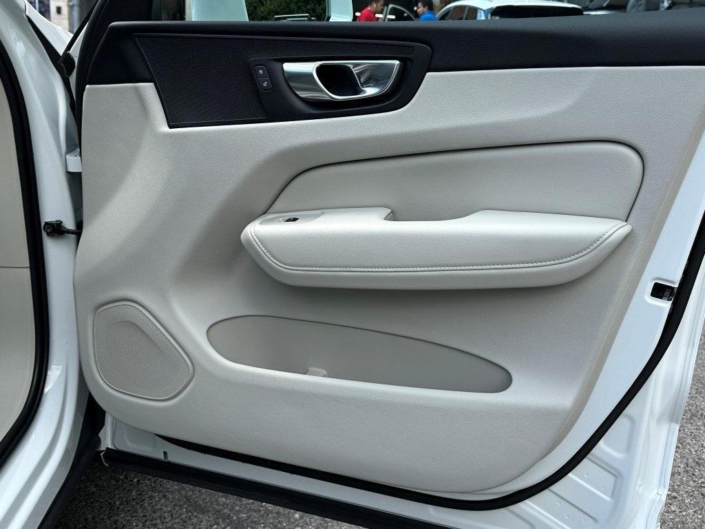used 2023 Volvo XC60 car, priced at $33,502