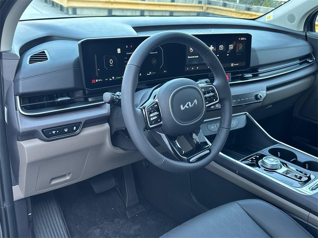 new 2026 Kia Carnival Hybrid car, priced at $46,932