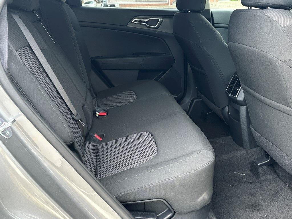 new 2025 Kia Sportage Hybrid car, priced at $31,960