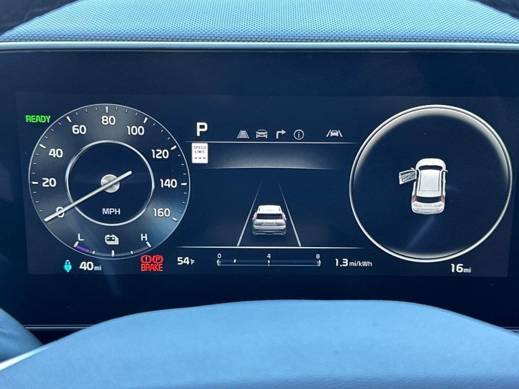 new 2025 Kia Niro EV car, priced at $33,715