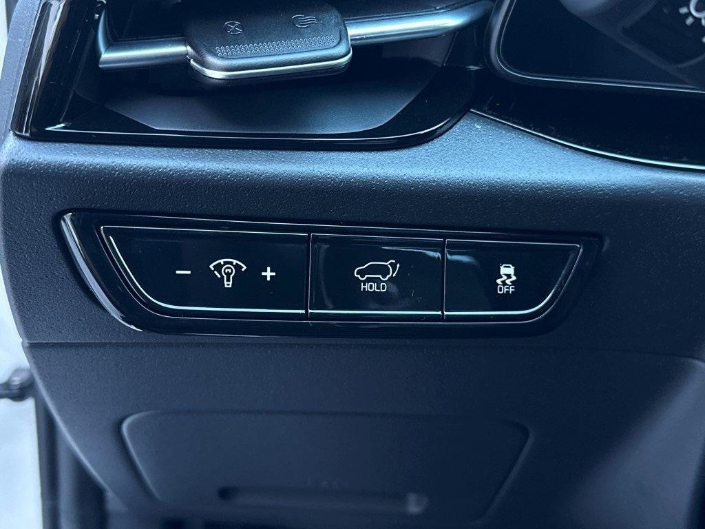 new 2025 Kia Niro EV car, priced at $33,715