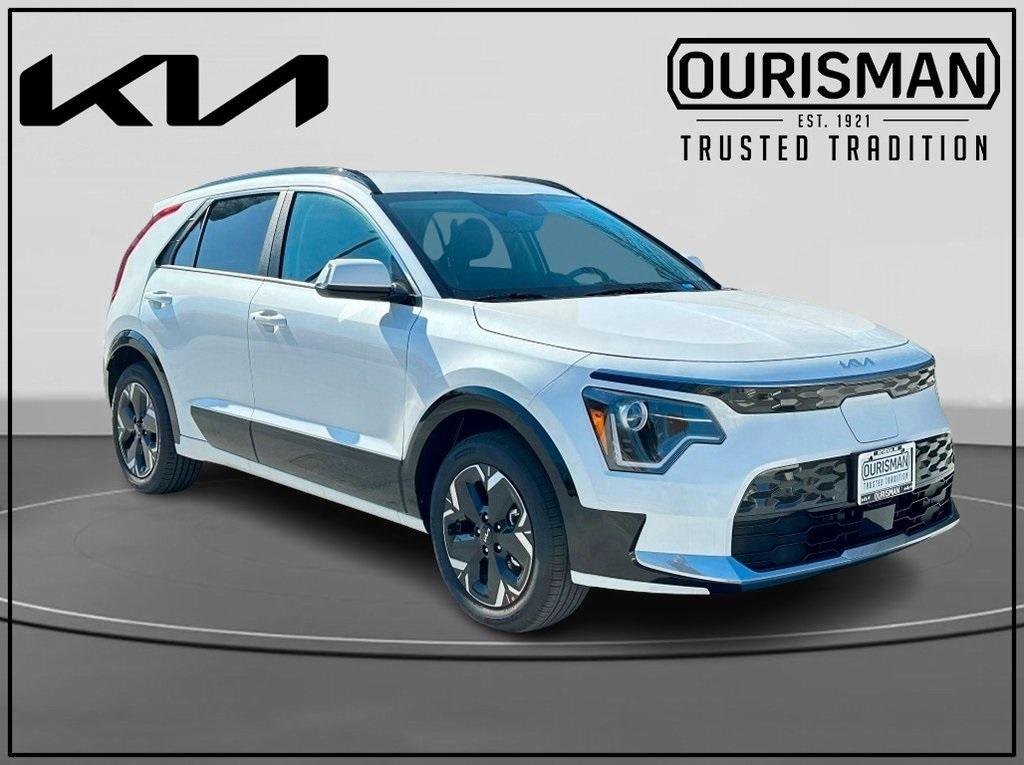 new 2025 Kia Niro EV car, priced at $31,688