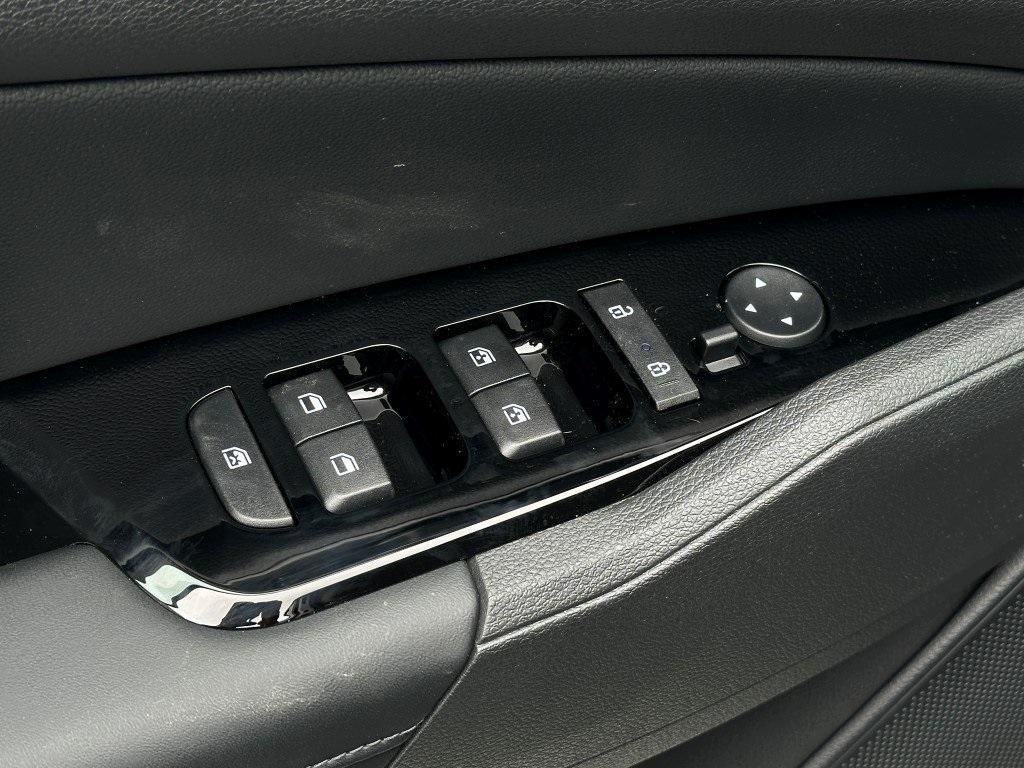 new 2025 Kia Sportage Hybrid car, priced at $33,960