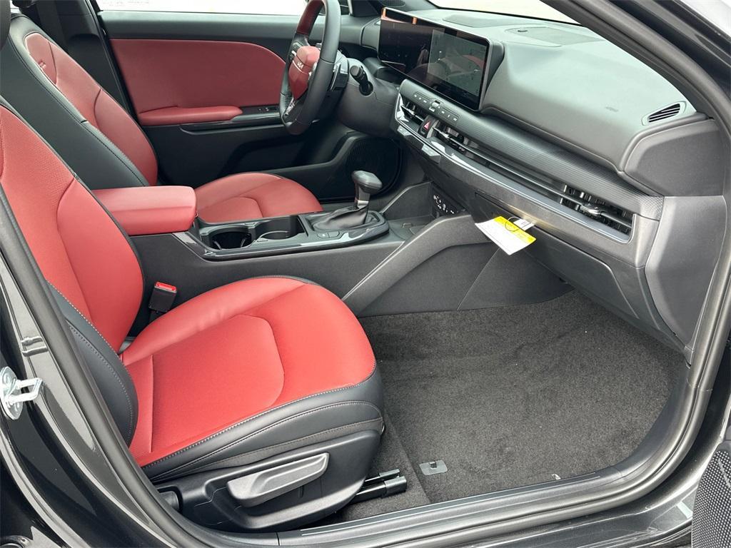 new 2025 Kia K4 car, priced at $25,927