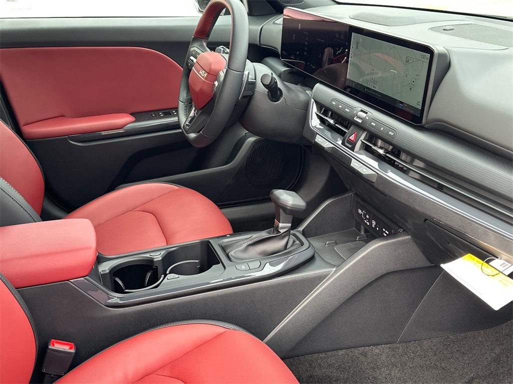 new 2025 Kia K4 car, priced at $25,927
