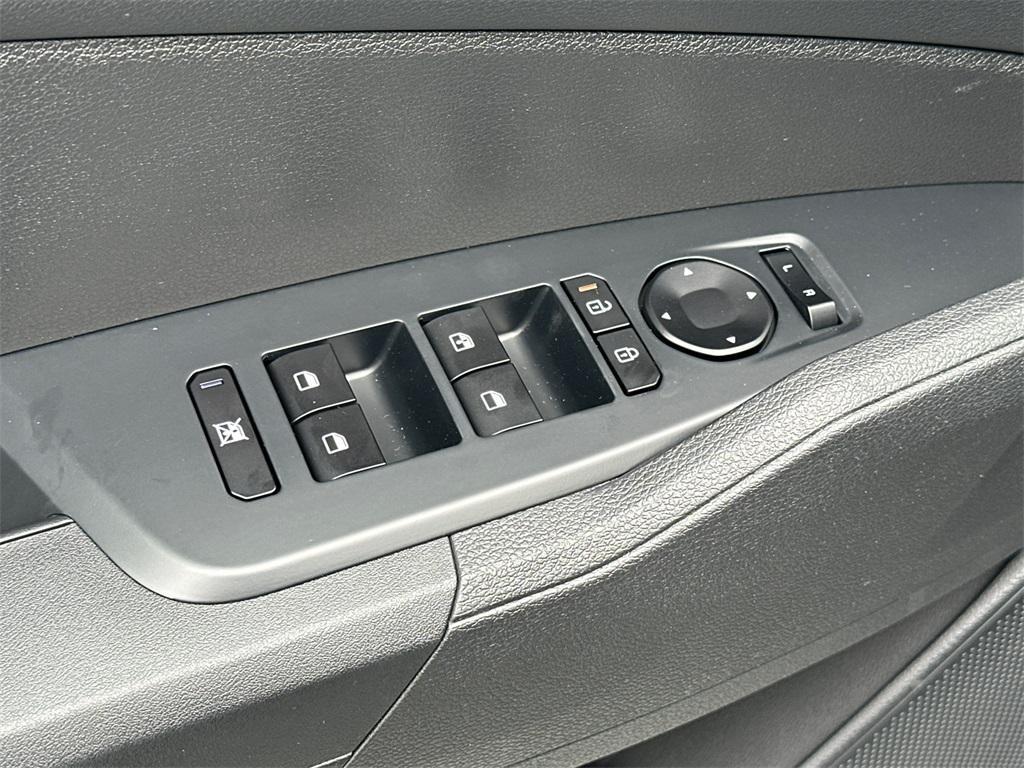 new 2026 Kia Sportage Hybrid car, priced at $32,621