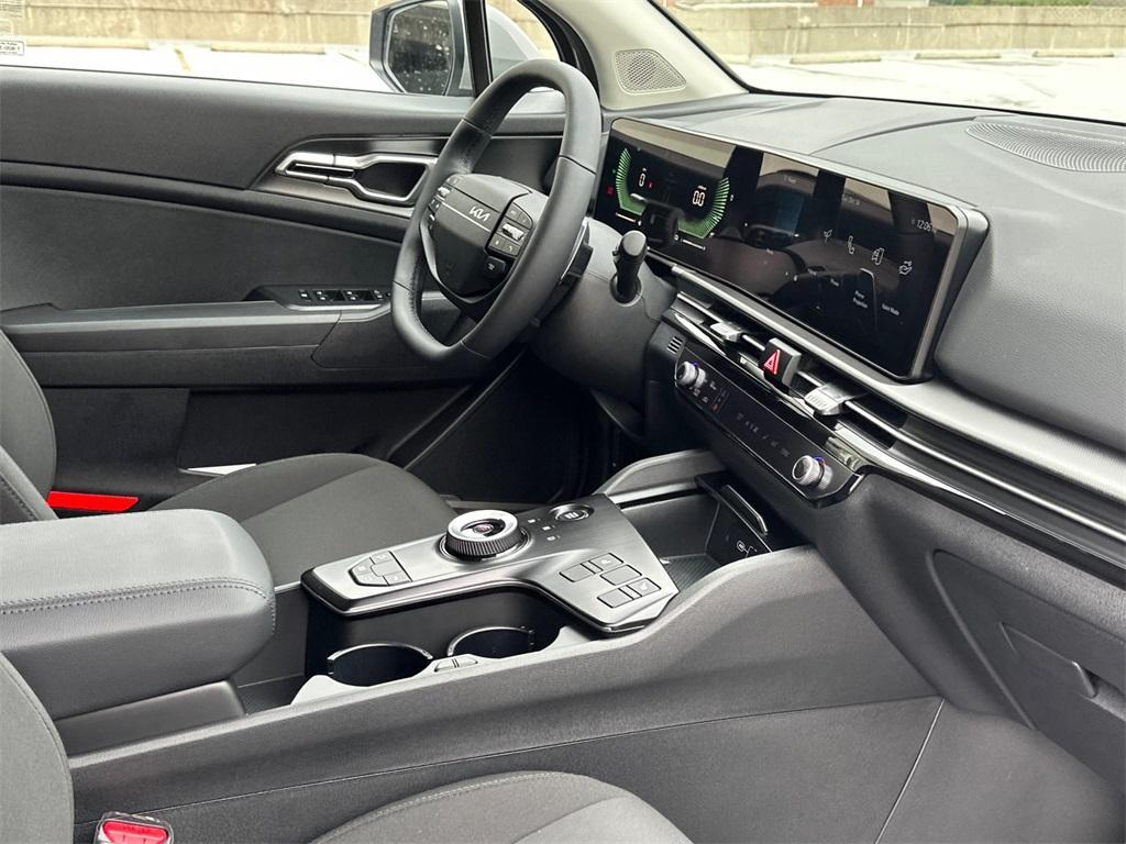 new 2026 Kia Sportage Hybrid car, priced at $32,621