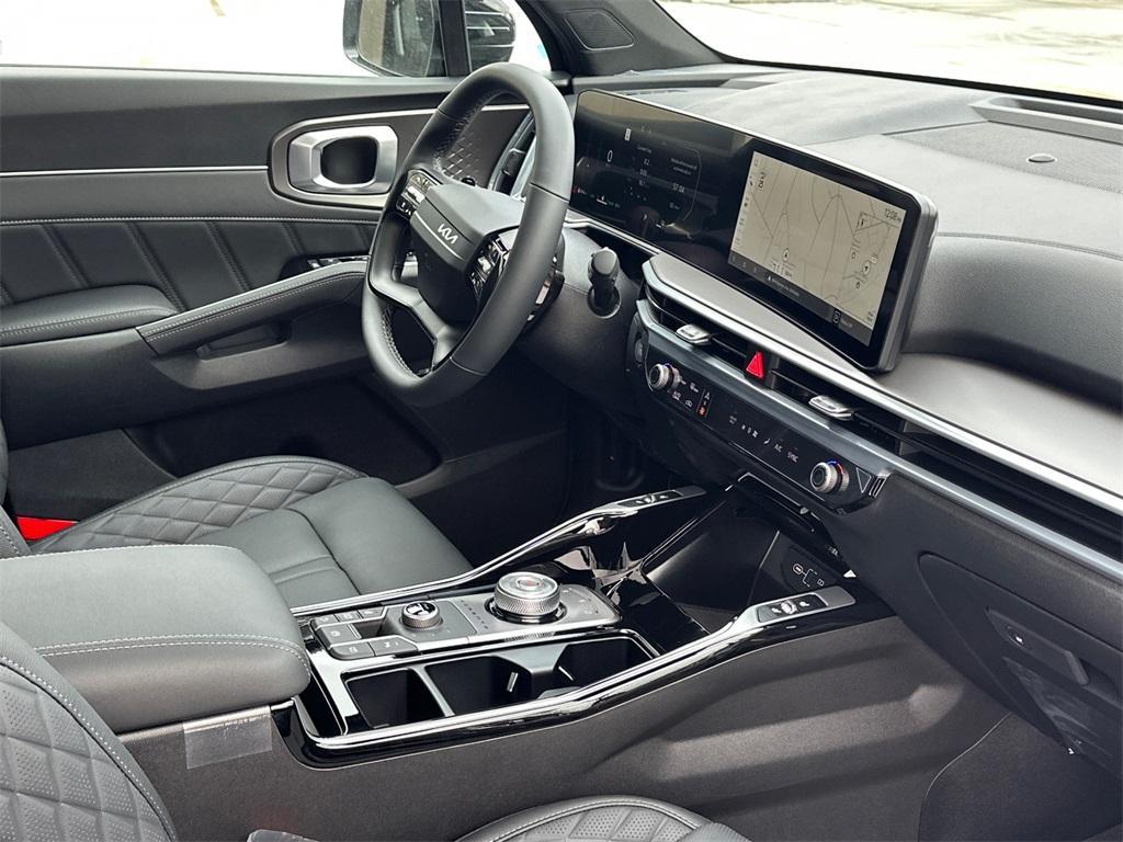 new 2026 Kia Sorento Hybrid car, priced at $44,927