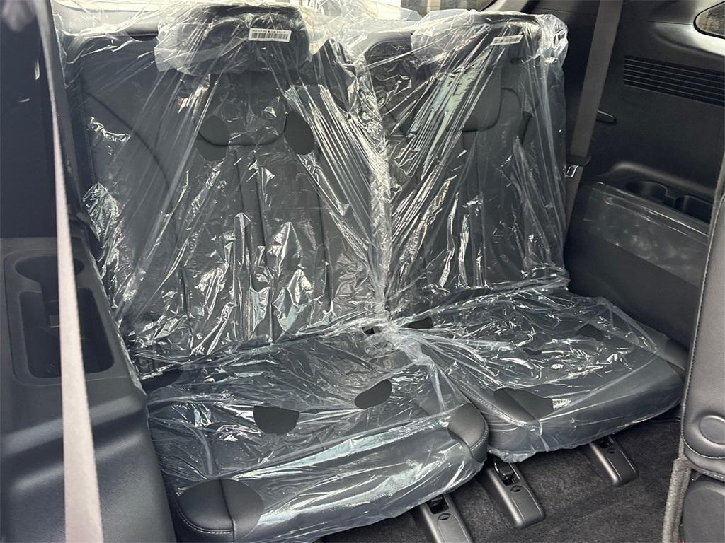 new 2026 Kia Sorento Hybrid car, priced at $44,927