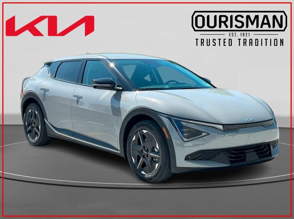 new 2025 Kia EV6 car, priced at $42,115