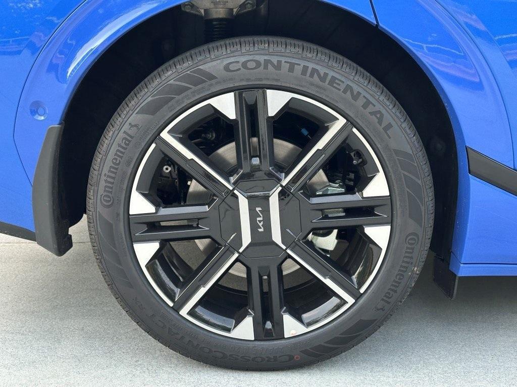 new 2025 Kia EV6 car, priced at $60,505