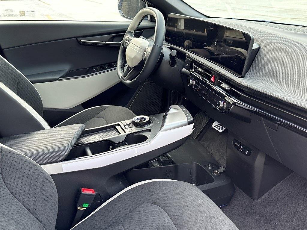 new 2025 Kia EV6 car, priced at $60,505