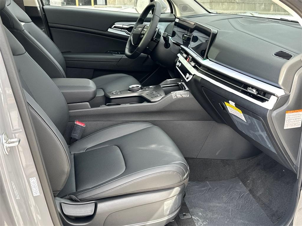 new 2026 Kia Sportage Hybrid car, priced at $33,894