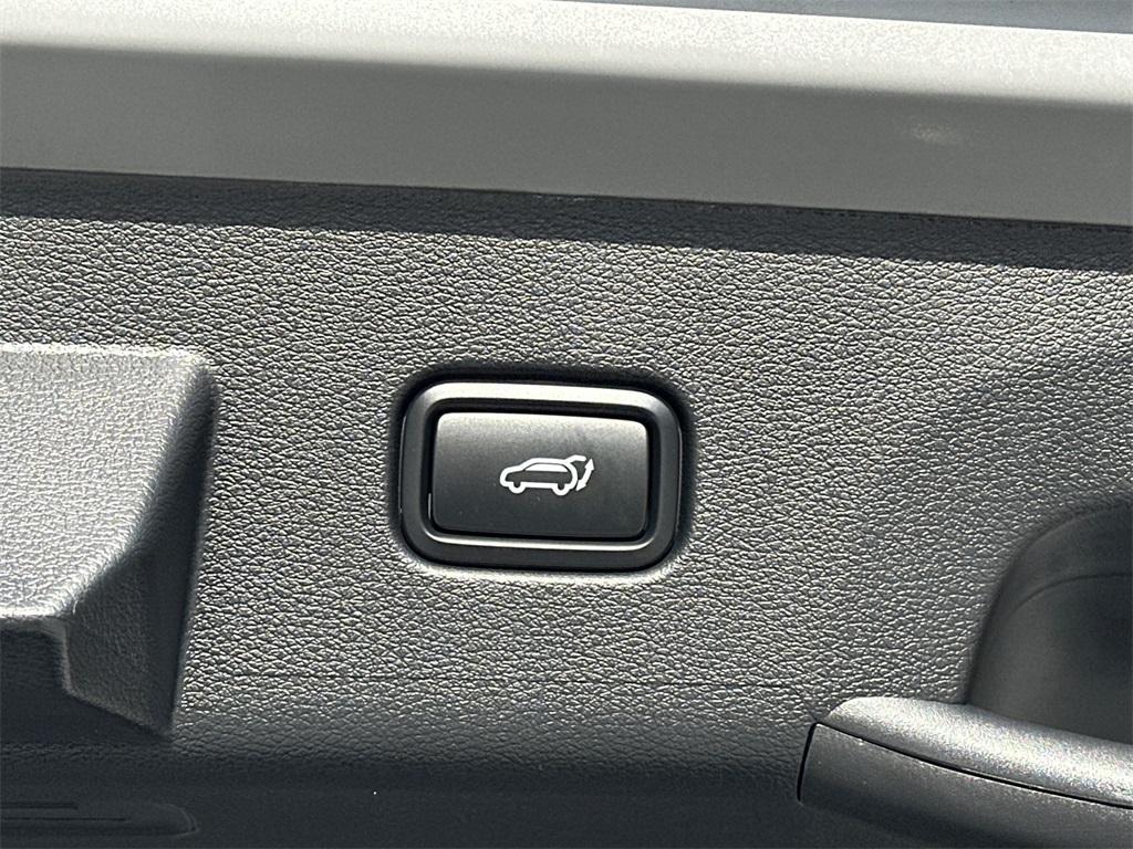 new 2026 Kia Sportage Hybrid car, priced at $33,894