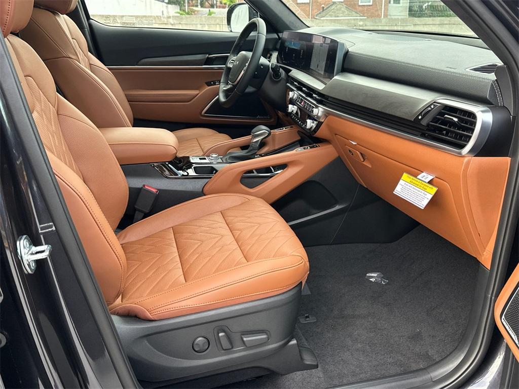 new 2025 Kia Telluride car, priced at $50,682
