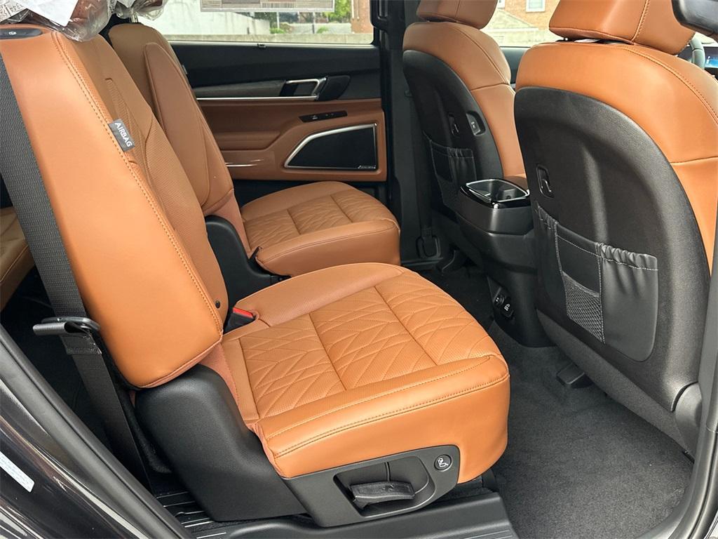 new 2025 Kia Telluride car, priced at $50,682