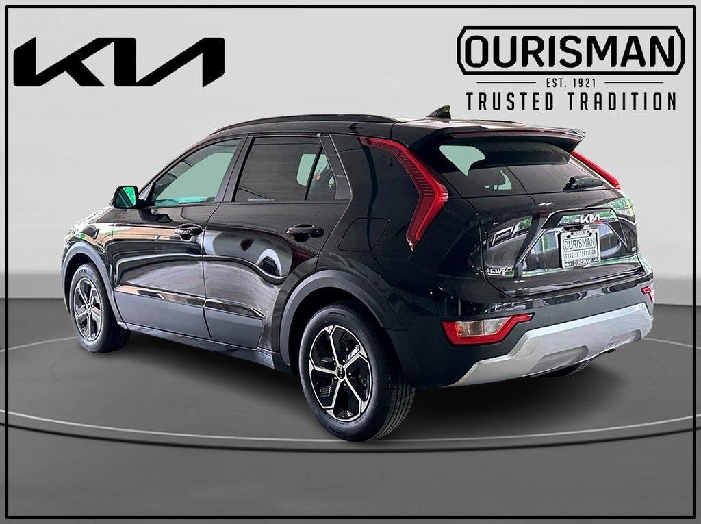 new 2025 Kia Niro car, priced at $27,667