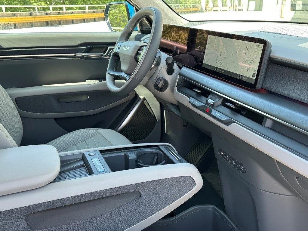 new 2026 Kia EV9 car, priced at $66,510