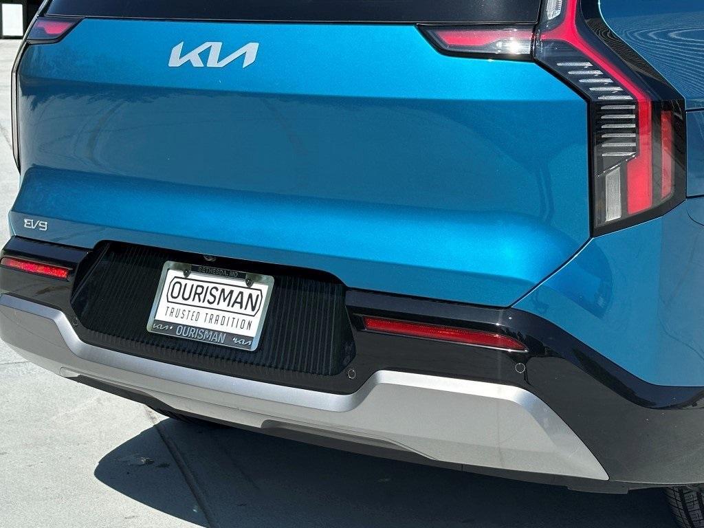 new 2026 Kia EV9 car, priced at $66,510