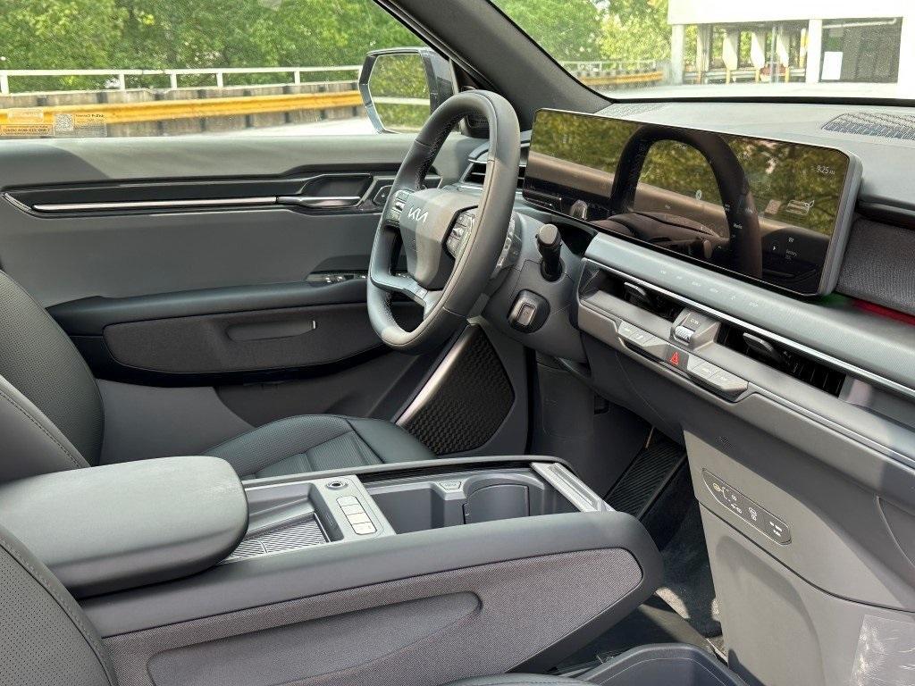 new 2026 Kia EV9 car, priced at $68,000